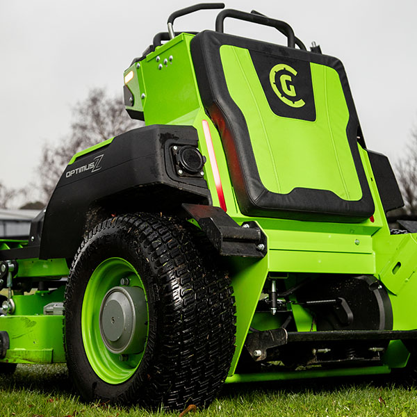 Greenworks 82V OptimusZ Stand-on Zero Turn Mower 48" (24kWh)