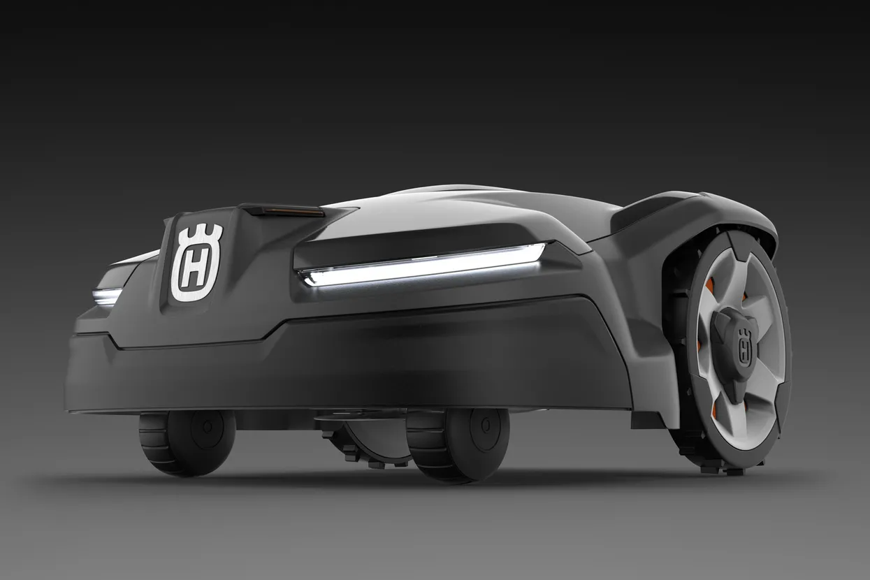 Husqvarna AUTOMOWER® 405X Robotic Mower - 600 m²