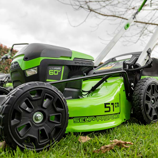 Greenworks 60V Pro Brushless Self-Propelled Lawn Mower 51cm (21'')