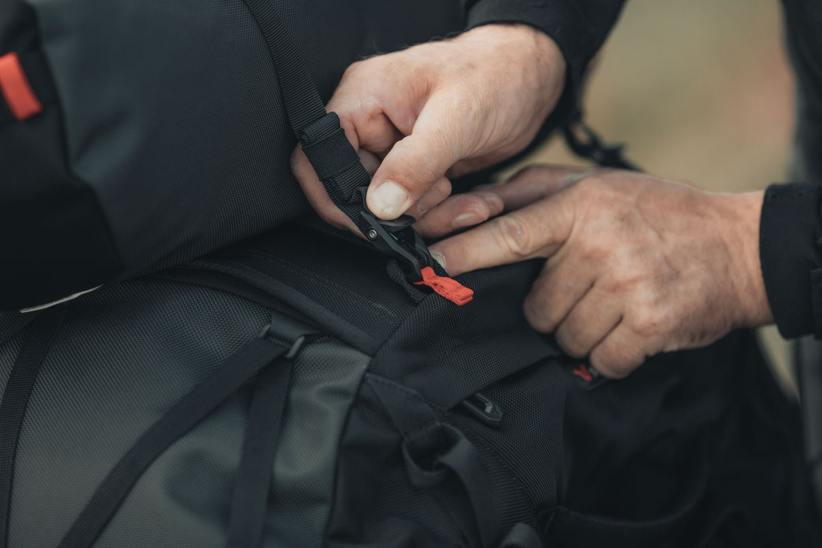 Sw-Motech PRO Tentbag tail bag 1680D Ballistic Nylon. Black/Anthracite. 18 l.
