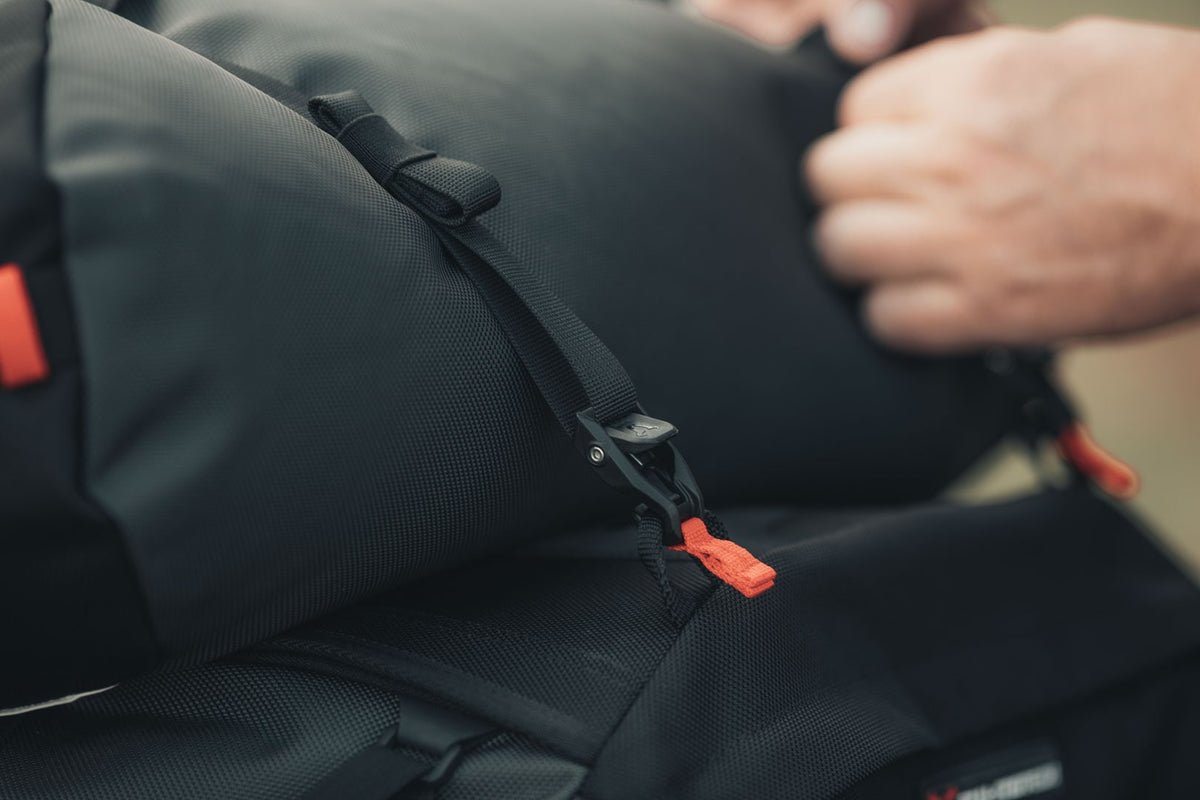 Sw-Motech PRO Tentbag tail bag 1680D Ballistic Nylon. Black/Anthracite. 18 l.
